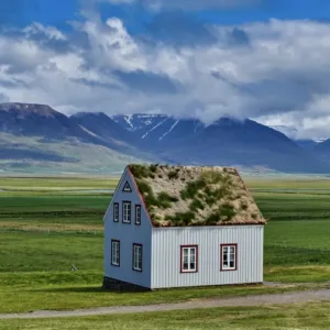 Kuća u podnožju planine